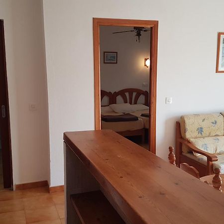 Apartamentos Vista Al Puerto San Antonio  Eksteriør bilde