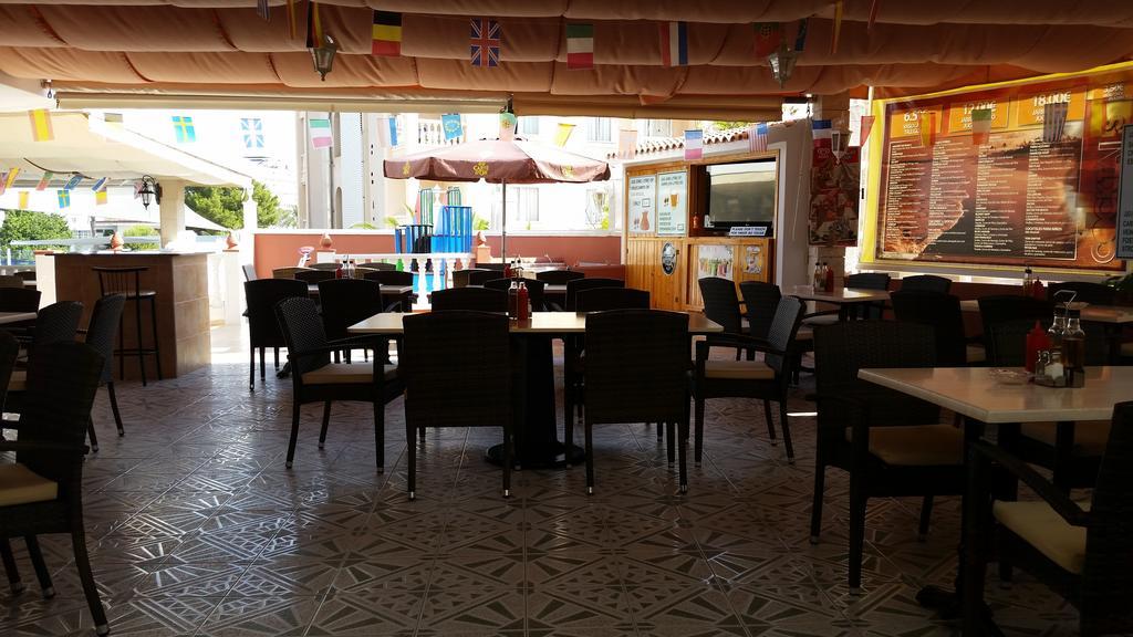 Apartamentos Vista Al Puerto San Antonio  Rom bilde